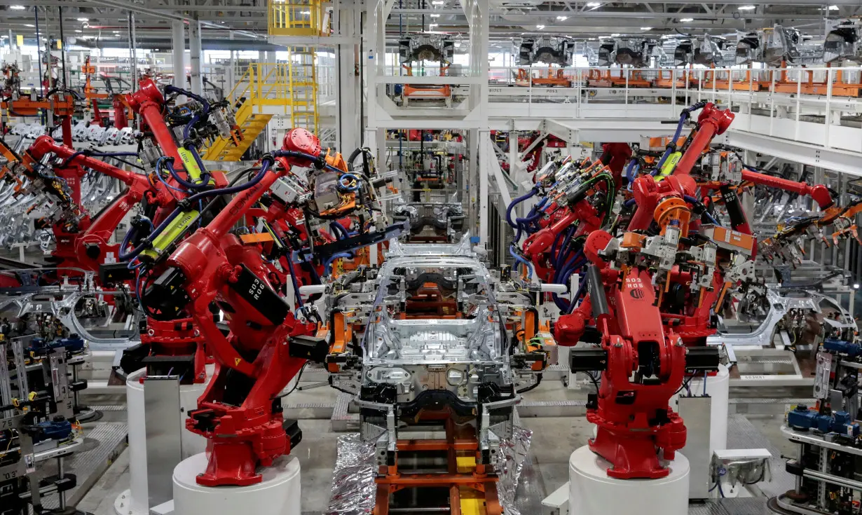 FILE PHOTO: 2021 Jeep Grand Cherokee L at the Detroit Assembly Complex - Mack Plant