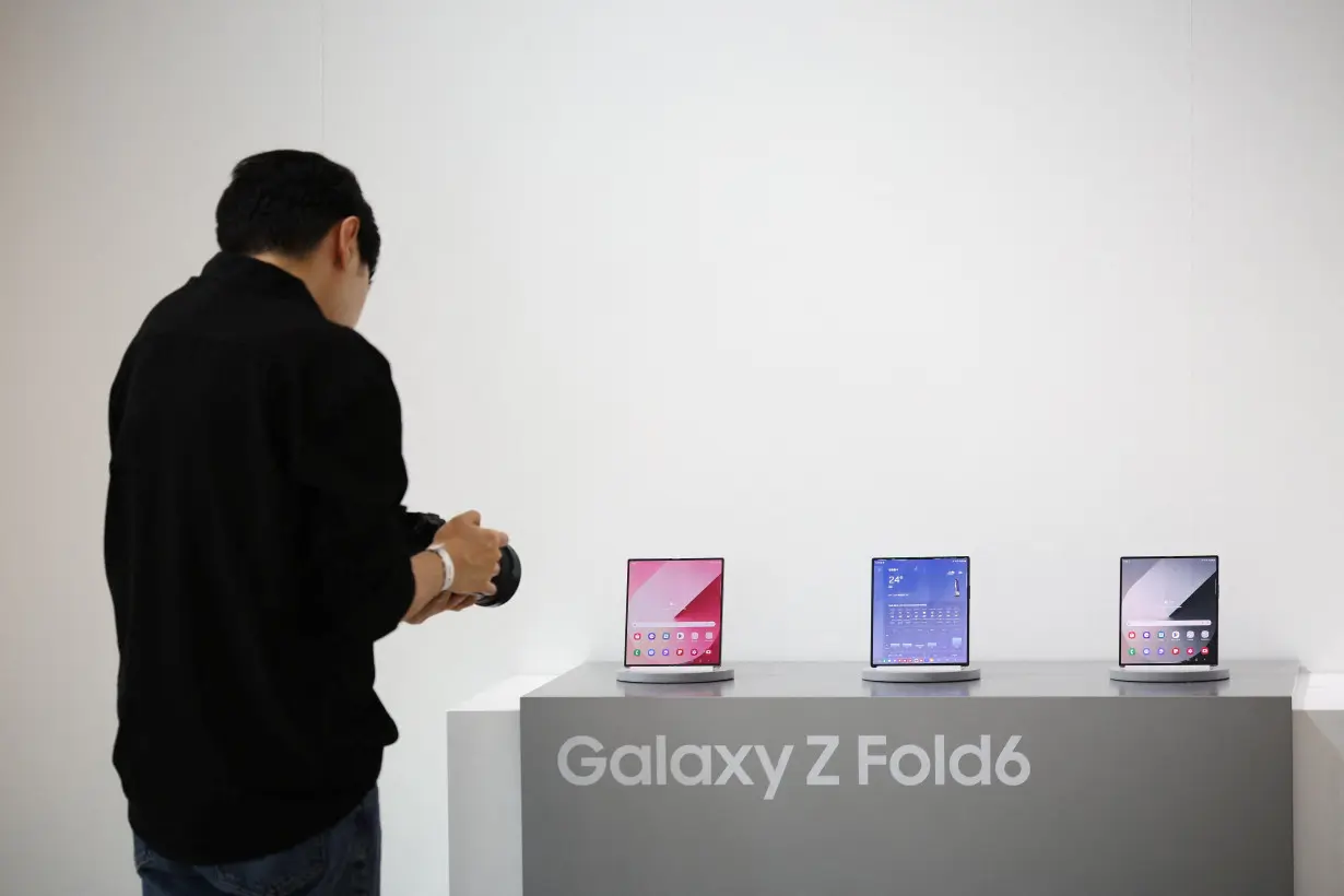 Samsung to unveil new products, in Seoul