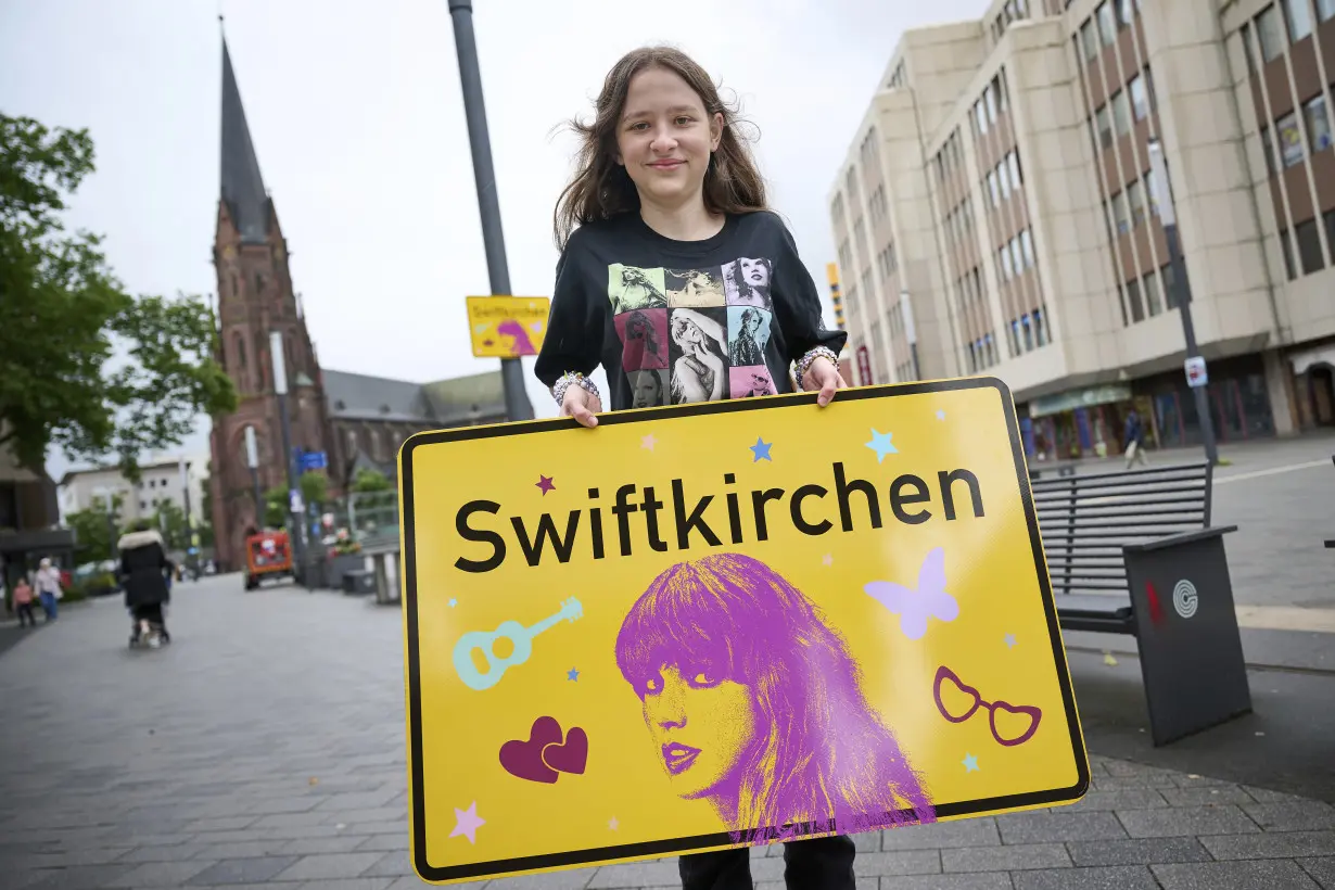 Germany Taylor Swift Signs