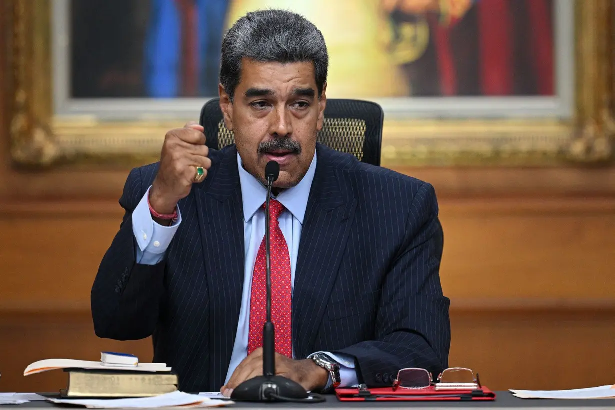 Maduro warns he'll call for a 'new revolution' if forced by 'North American imperialism'