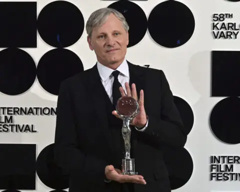 A Czech film fest opens with an honor for US actor and director Viggo Mortensen