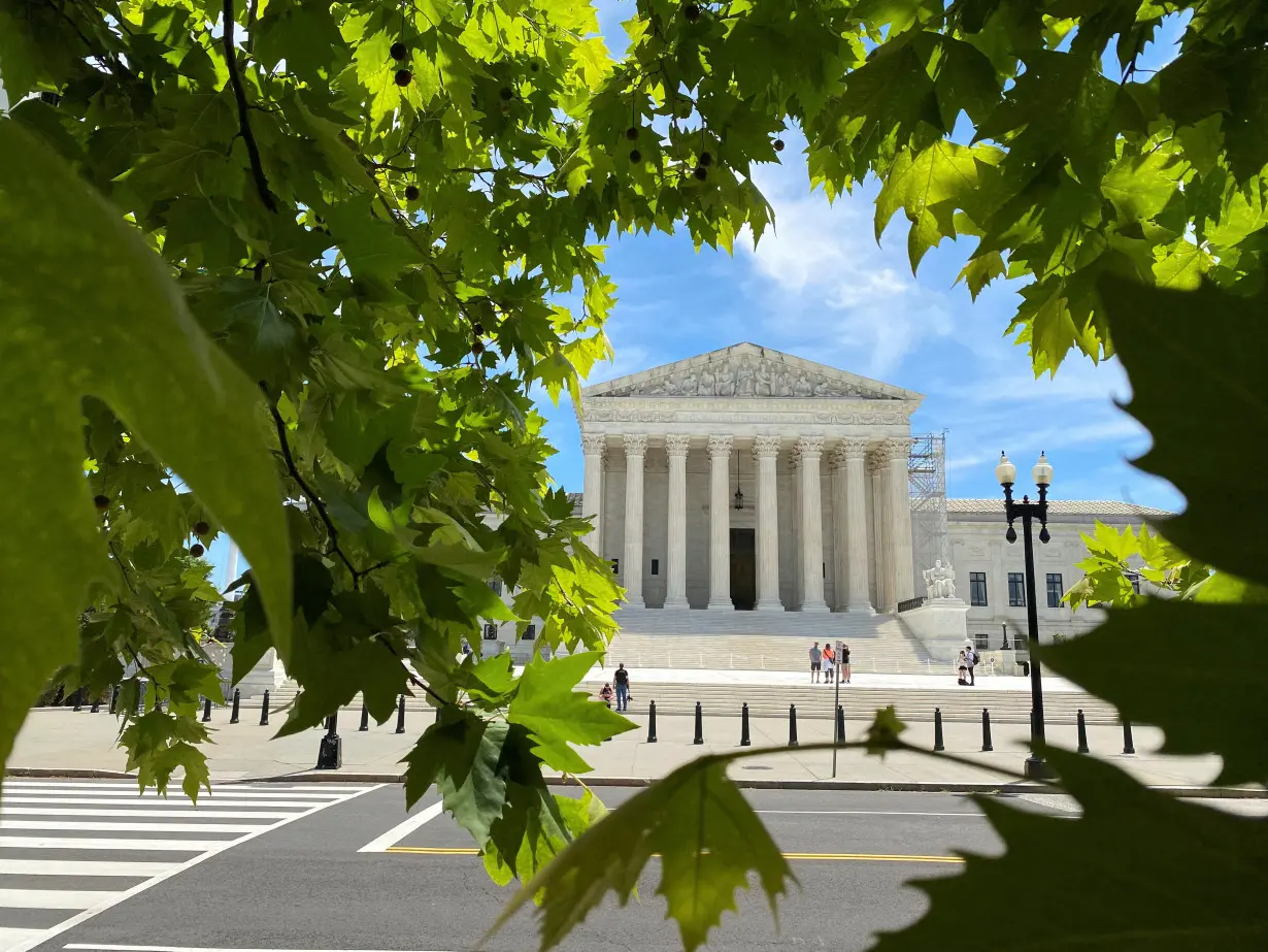 FILE PHOTO: The U.S. Supreme Court building in Washington