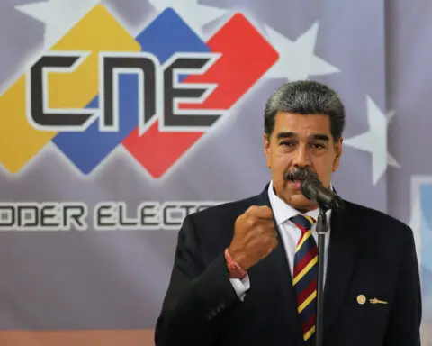 Venezuela's Maduro accepts proposal to restart direct U.S. talks