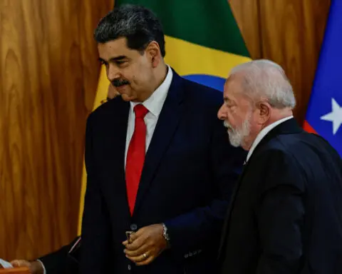 Venezuela's Maduro asks for phone call with Lula, says source