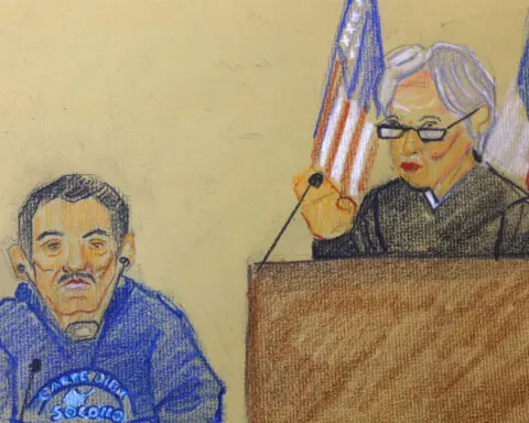 'El Mayo,' alleged Mexican drug kingpin, appears in US court in wheelchair