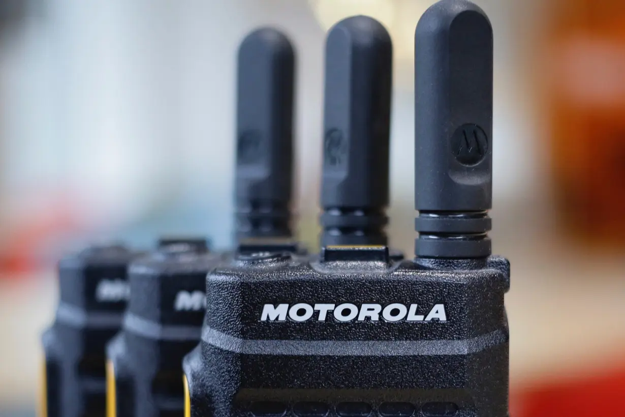 MOTORLA RADIOS