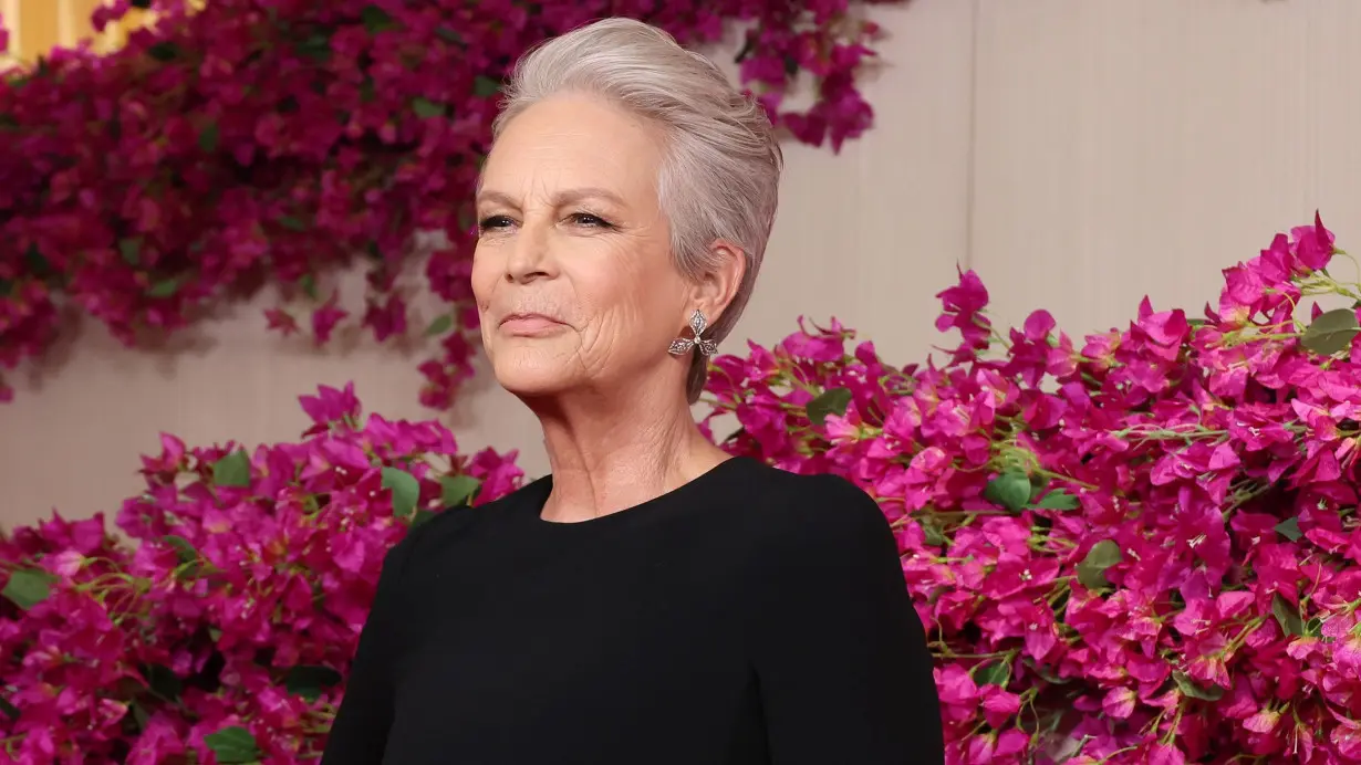 Jamie Lee Curtis issues mea culpa for calling the Marvel Cinematic Universe 'bad': 'I will do better'