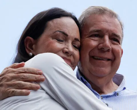 US recognizes Maduro's opponent as winner in Venezuela election