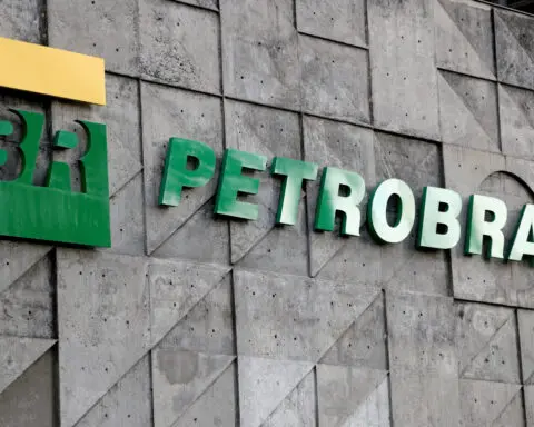 Petrobras' bid for Galp's Namibia prospect to include at least one partner, sources say