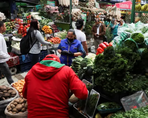 Colombia central bank raises 2024 inflation outlook to 5.7%