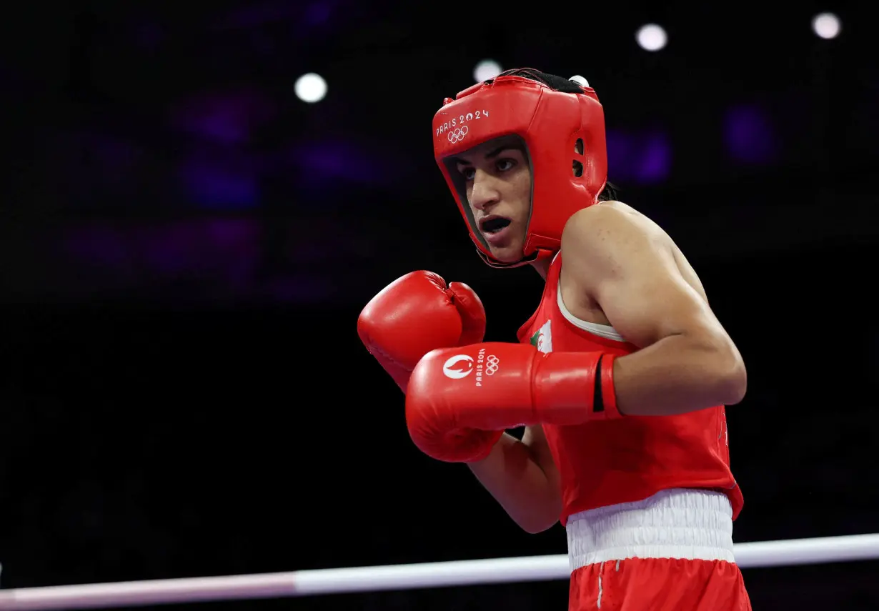 FILE PHOTO: Boxing - Women's 66kg - Prelims - Round of 16