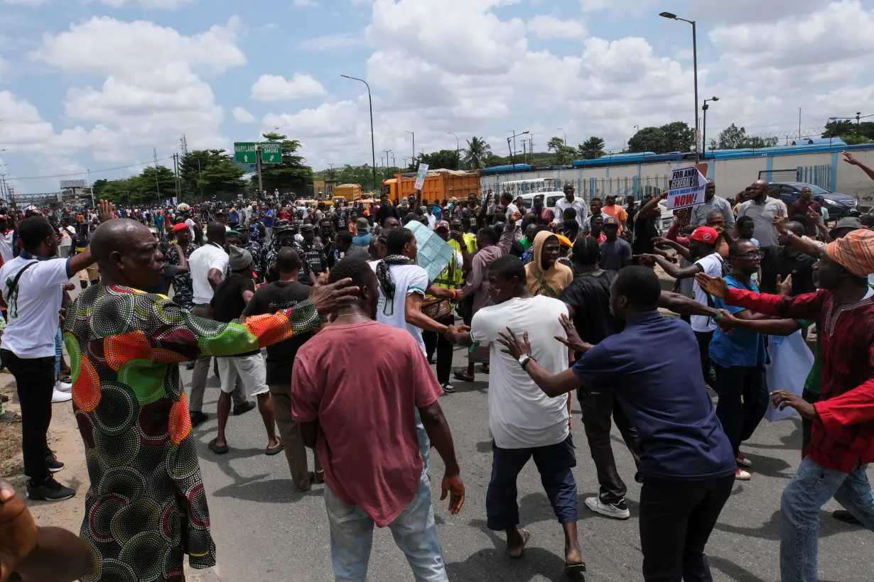 Nigerians continue third day of hardship protests