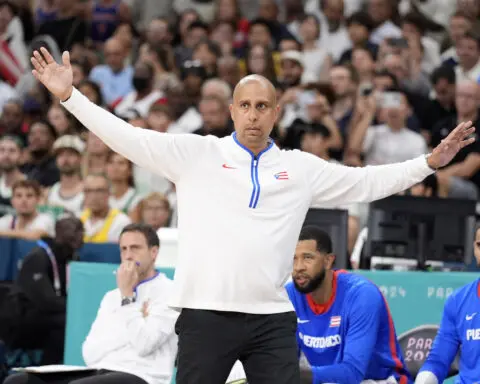US rolls into Olympic quarterfinals as No. 1 seed, top Puerto Rico 104-83 in group finale