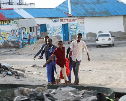 Somalia beach attack kills 37 civilians, minister says