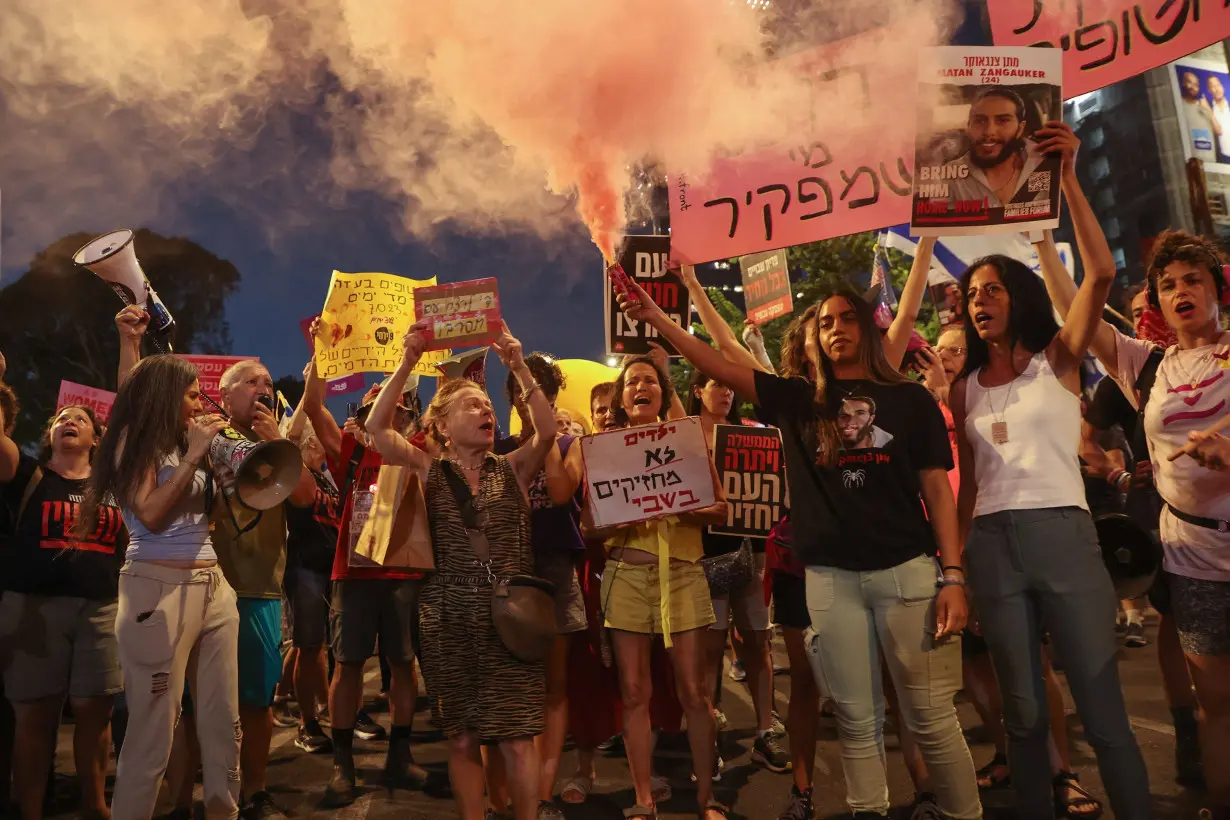 Anti-Netanyahu protests erupt in Israel over delayed hostage deal