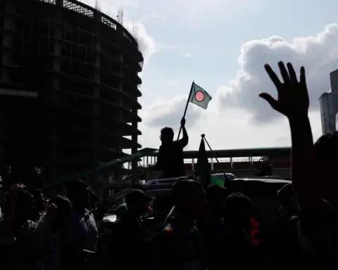 Who is the Bangladesh army chief who announced Hasina's resignation?
