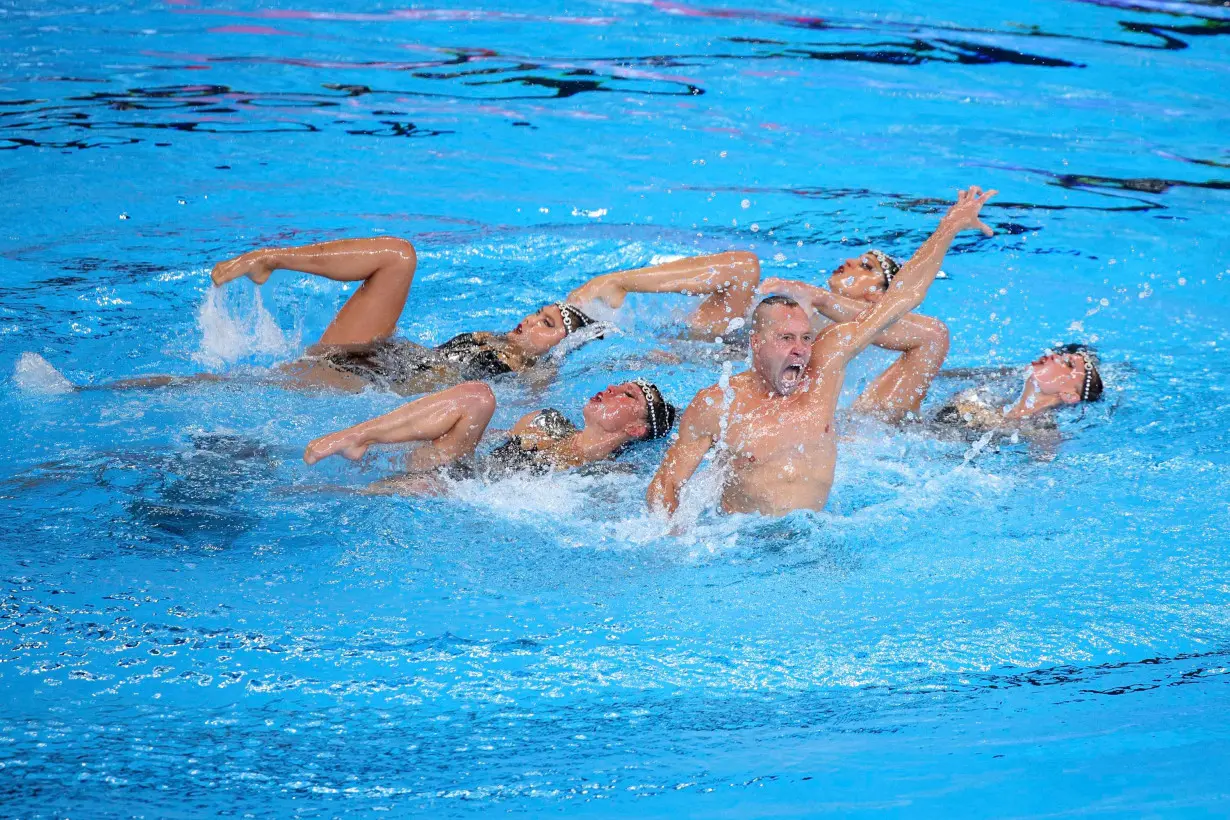 US swimmer Bill May (front) had hoped to become the first man to compete in artistic swimming at the Olympics, but he wasn't selected.