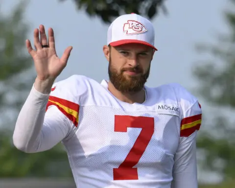 Chiefs make Harrison Butker the highest-paid kicker in the NFL