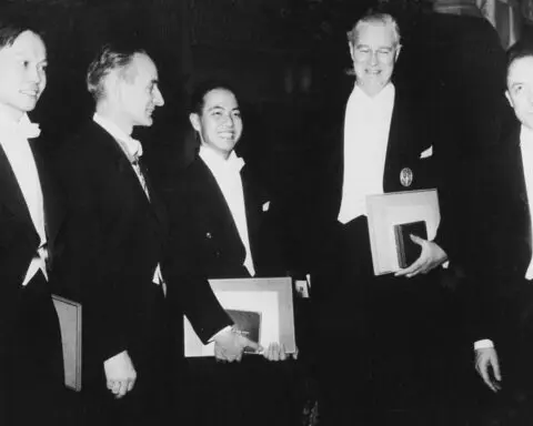 Nobel Prize-winning physicist Tsung-Dao Lee dies at age 97