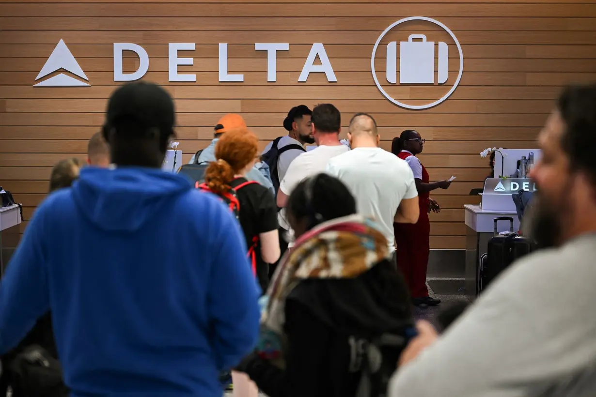 Microsoft lashes out at Delta: Your ancient tech caused the service meltdown