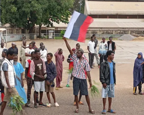 Nigeria arrests seven Polish nationals for raising Russian flags at protests