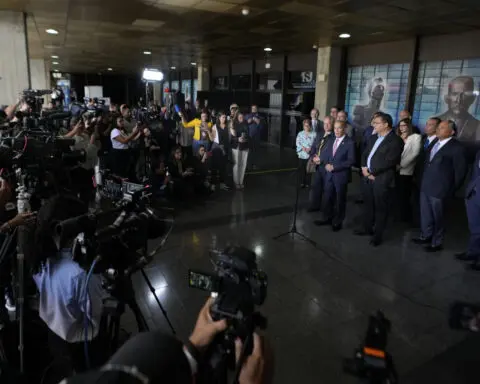 Venezuelan opposition candidate González won't appear before court and questions election audit