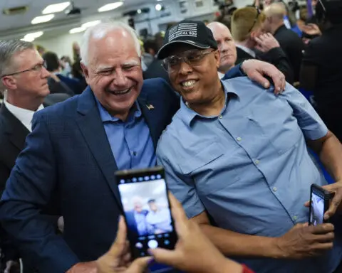 Harris and Walz show their support for organized labor with appearance at Detroit union hall