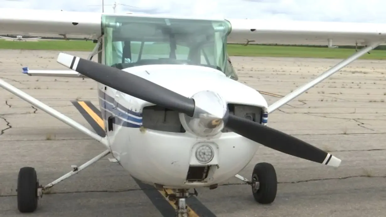 Program teaches teens about aviation, flying planes amid pilot shortage