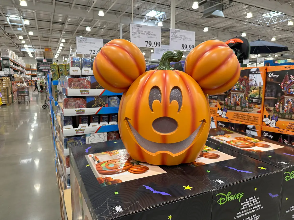 Retailers are tricking consumers into spending more with earlier-than-ever Halloween rollout