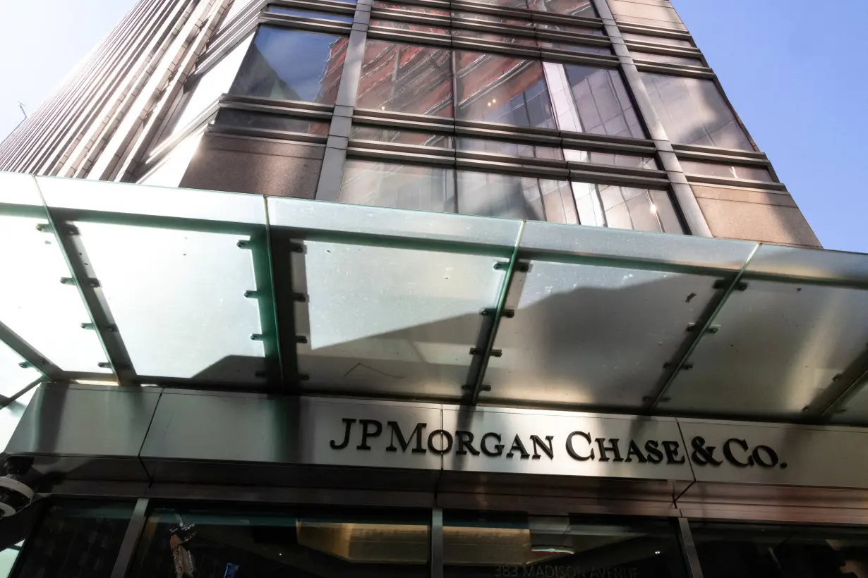 FILE PHOTO: JPMorgan Chase Bank in New York