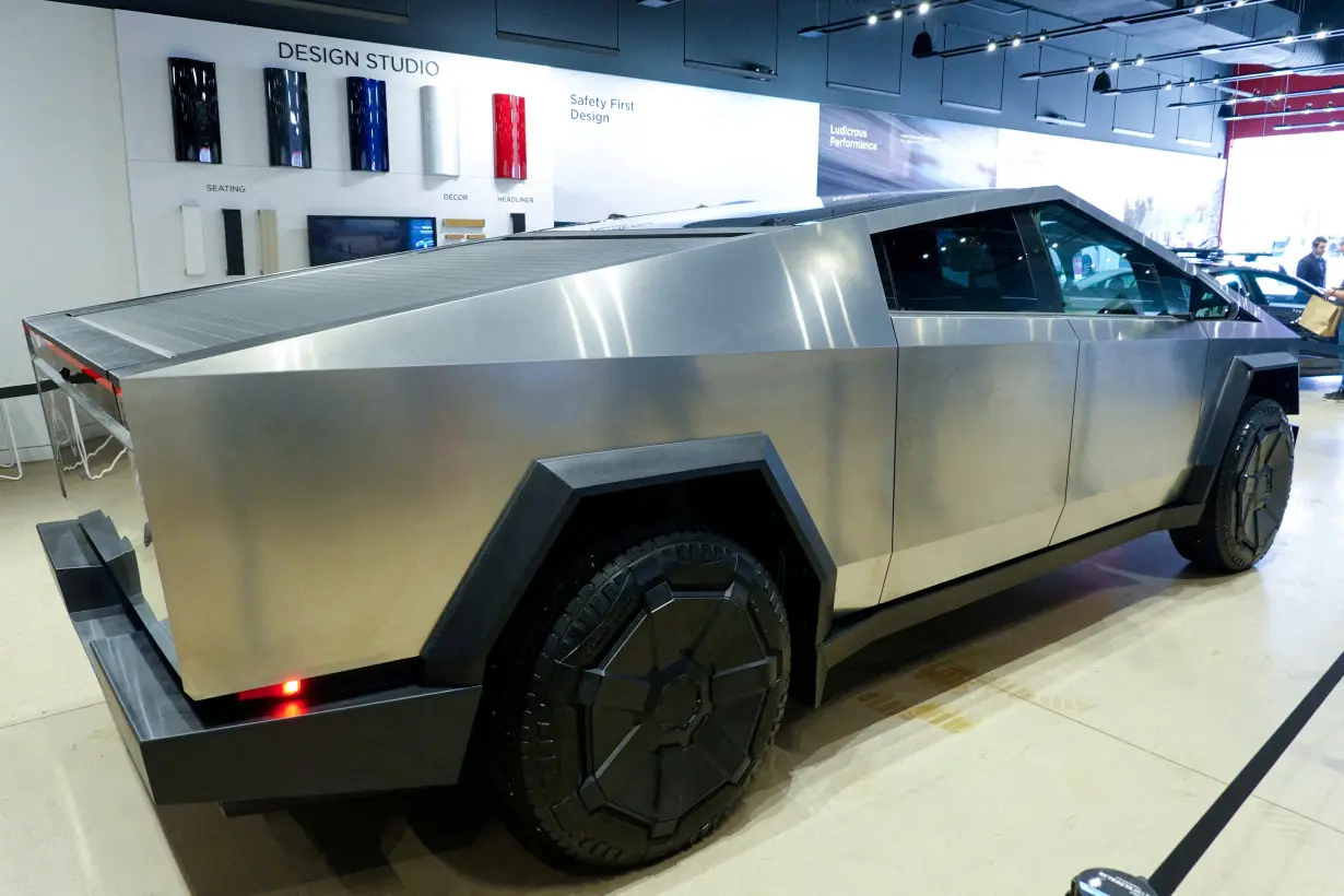 FILE PHOTO: Tesla store shows new Cybertruck in California