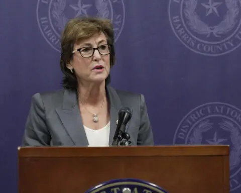 Houston prosecutors find no evidence of efforts to sway 2022 elections but charge a county worker