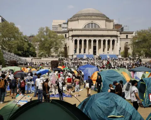 US colleges revise rules on free speech in hopes of containing anti-war demonstrations