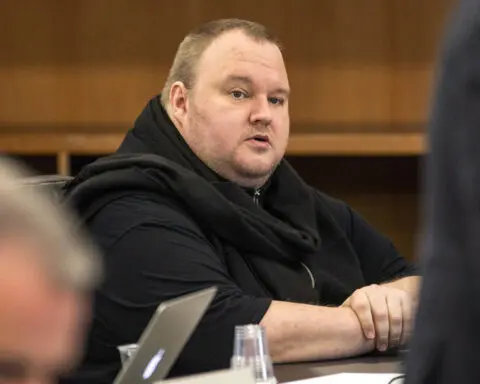 New Zealand to extradite internet mogul Kim Dotcom to the US