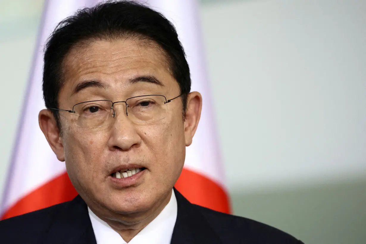 How will Japan's ruling party pick the next prime minister?