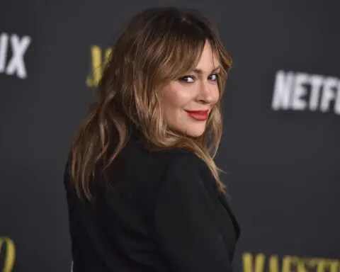 Alyssa Milano to make her Broadway debut in the razzle-dazzle musical 'Chicago' this fall