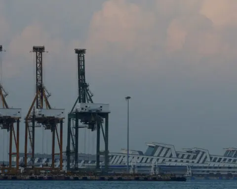 Singapore's July exports rise 15.7% y/y, stronger than forecast