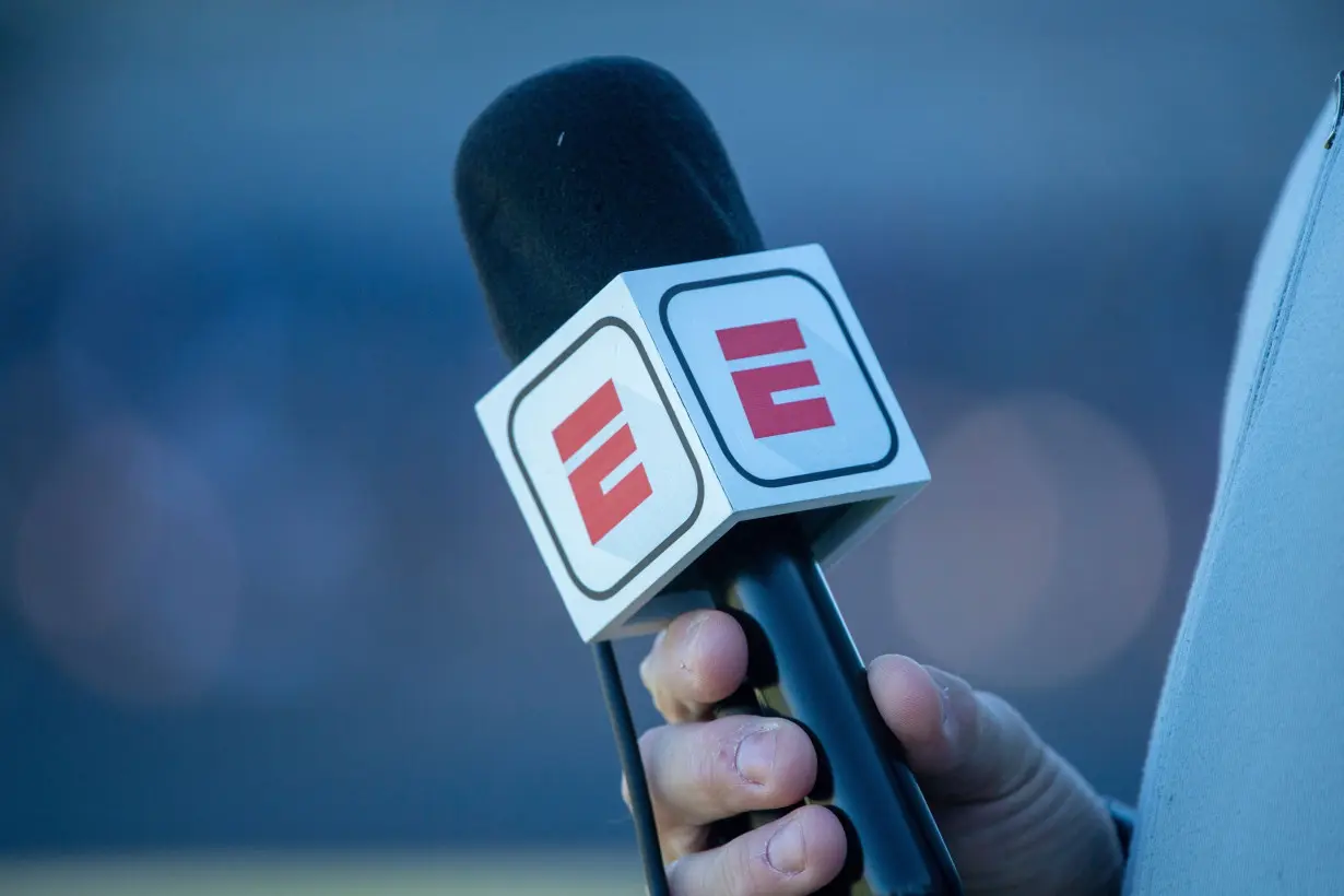 ESPN has fired Robert Griffin III and Samantha Ponder, source says