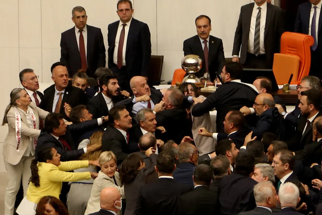 Extraordinary meeting of the Turkish parliament in Ankara