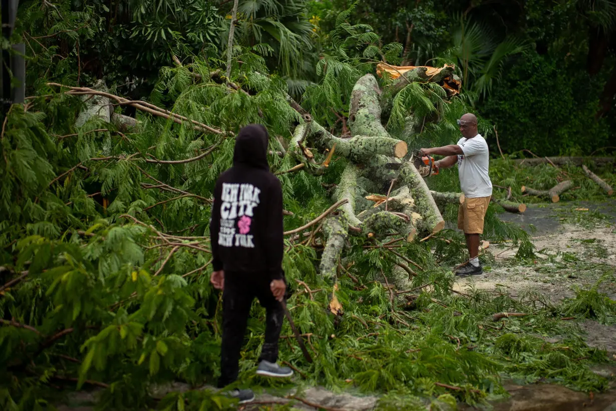 Hurricane Ernesto passes through Bermuda