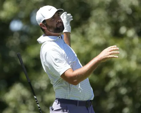 Hideki Matsuyama surges to a 5-shot lead in steamy Memphis