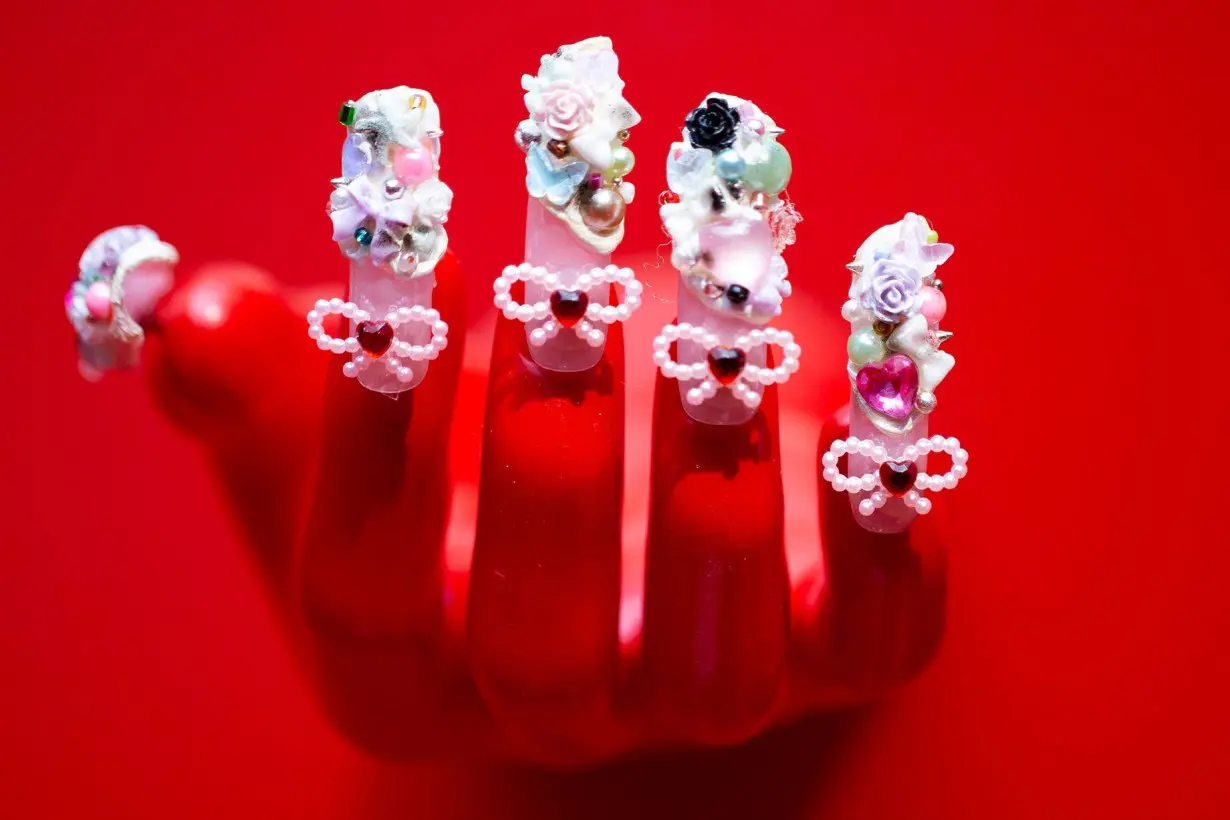 Momoka Takahashi's kawaii-inspired nail art at 