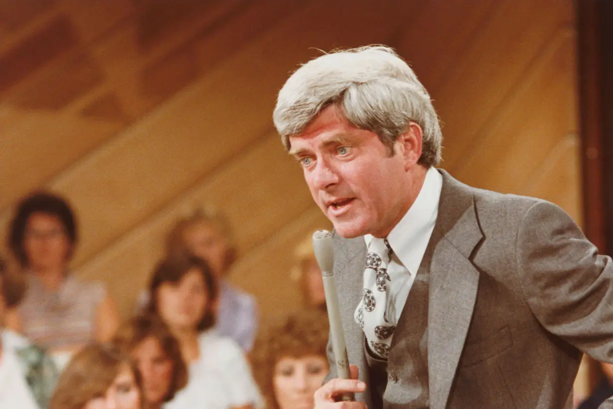 Talk show icon Phil Donahue dies at 88