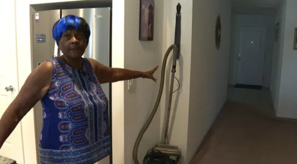 Woman is a first-time homebuyer at 77 years old thanks to her 'dream team'