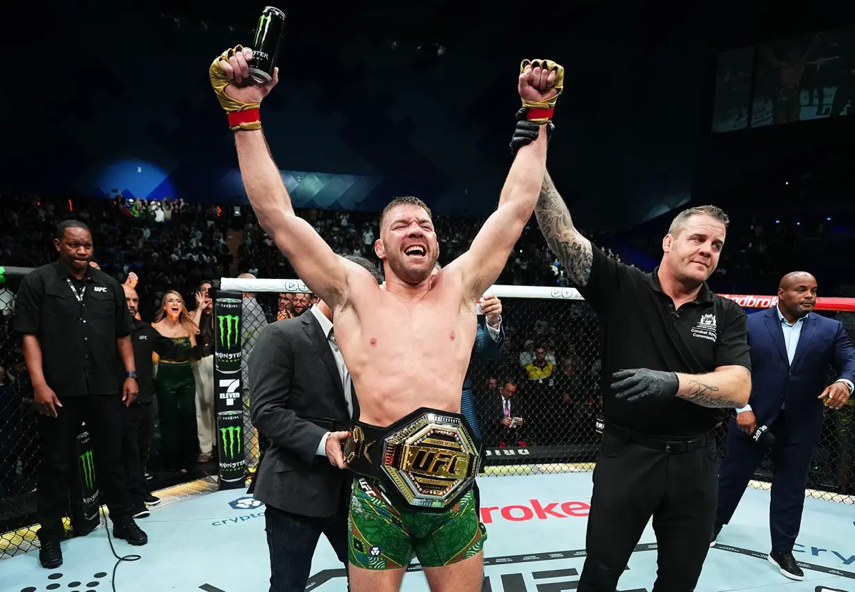 Dricus Du Plessis defended his UFC middleweight title in Perth against Israel Adesanya.