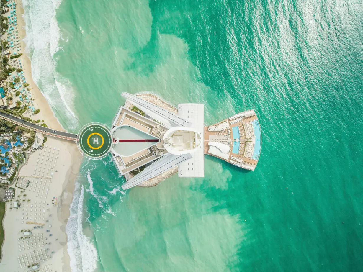 'World's most famous' helipad on Burj al Arab turns 25