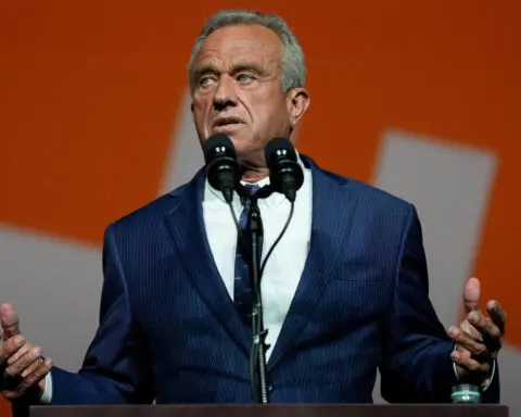 RFK Jr to weigh dropping US presidential bid to join forces with Trump