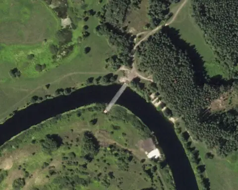 Ukraine has destroyed or damaged all 3 bridges over Russia's Seym River, Russian sources say