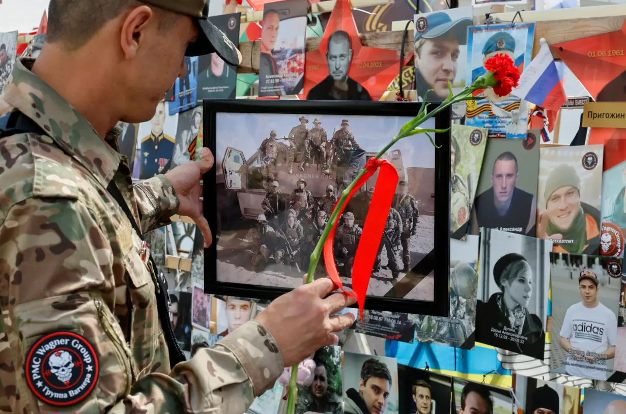 FILE PHOTO: People in Moscow pay tribute to Wagner mercenaries killed in Mali