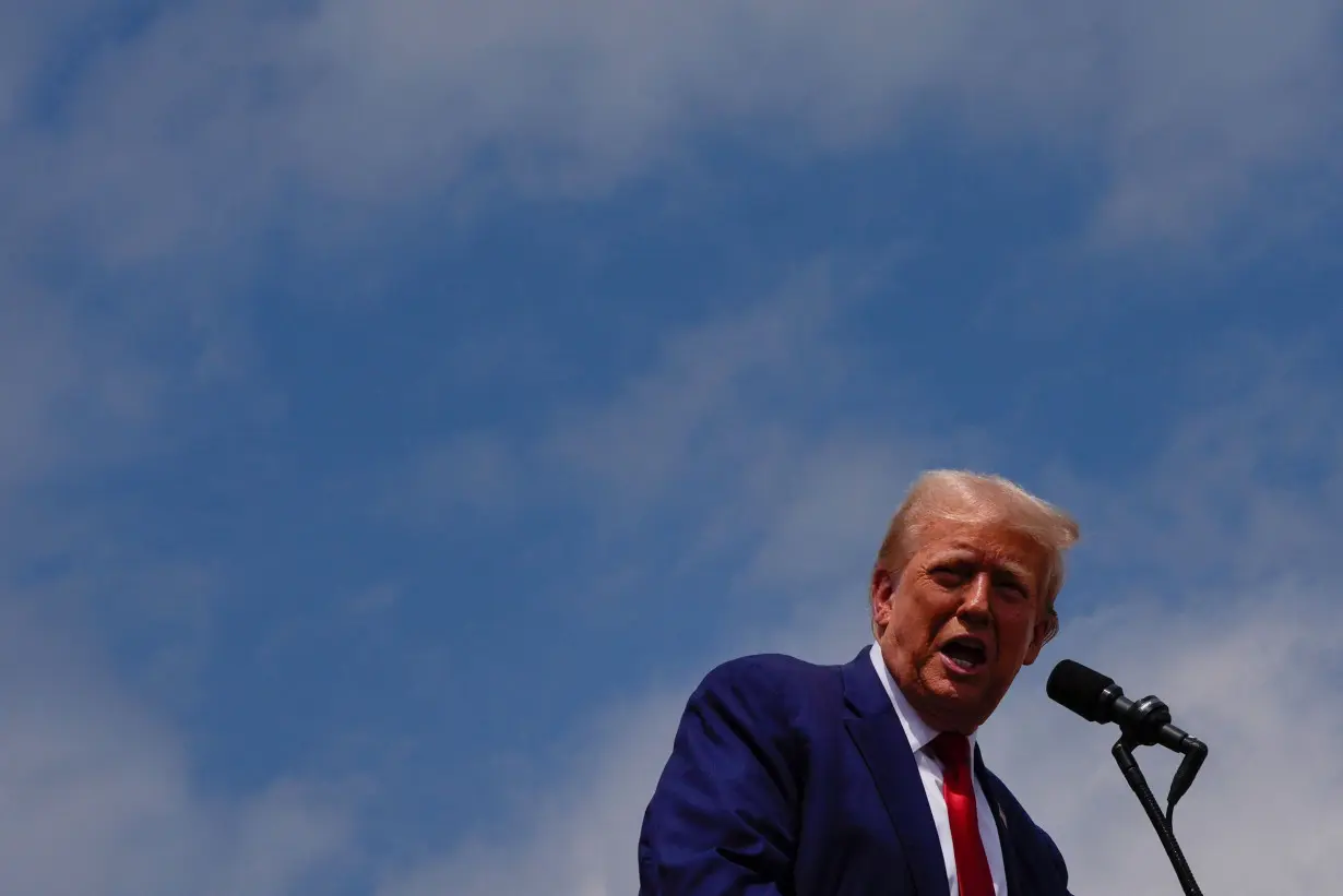 Fact check: Trump falsely claims Harris met with Putin before Ukraine invasion